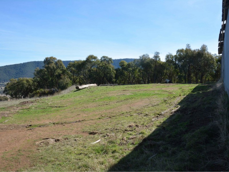 61 Leonard Drive, Omeo VIC 3898