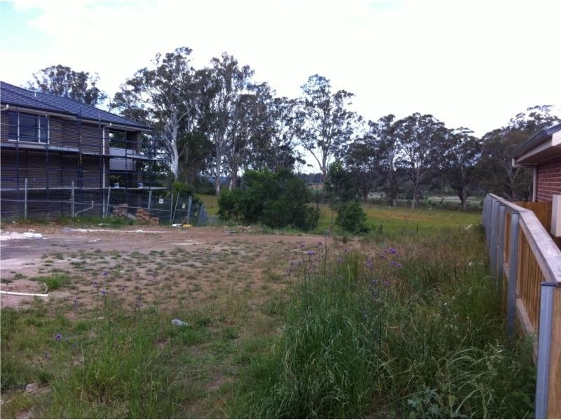 6 Dunk Place, Camden Park NSW 2570