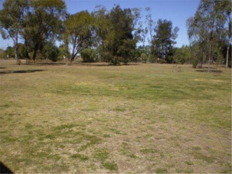 74 Kurtz Street, Chinchilla QLD 4413