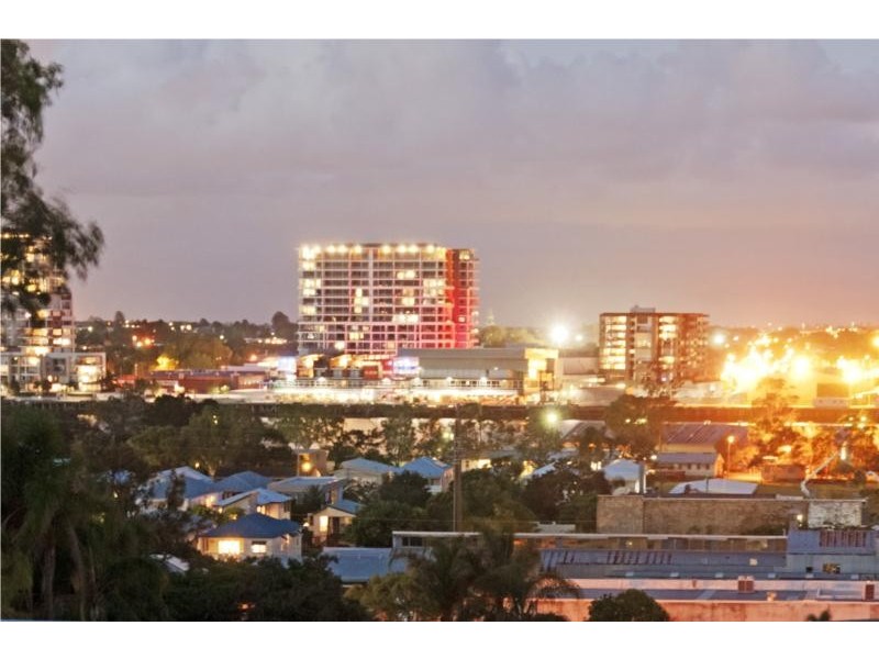 16 Taylor Street, Balmoral QLD 4171