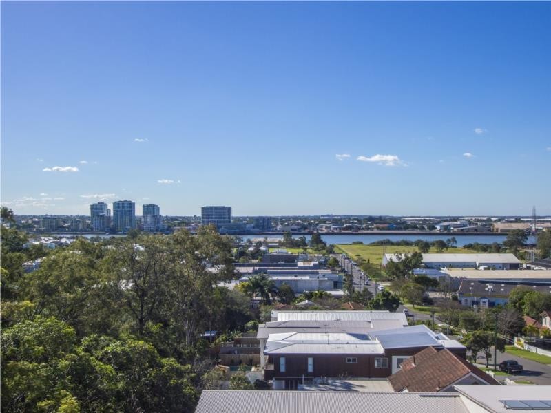 16 Taylor Street, Balmoral QLD 4171