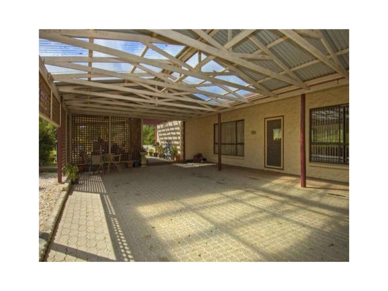 35 Vidler Road, Falls Creek NSW 2540