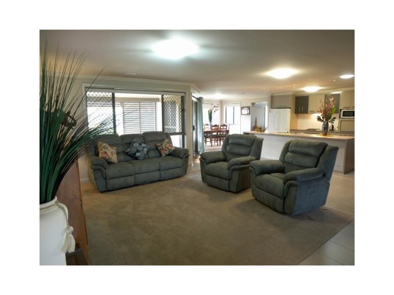 29 Gumnut Crt, Albury NSW 2640