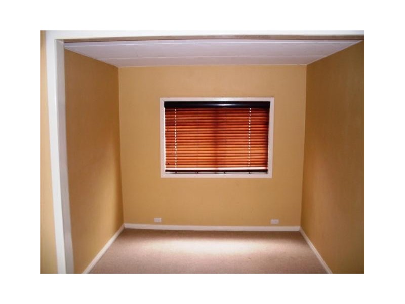 17  hay street merredin, Merredin WA 6415