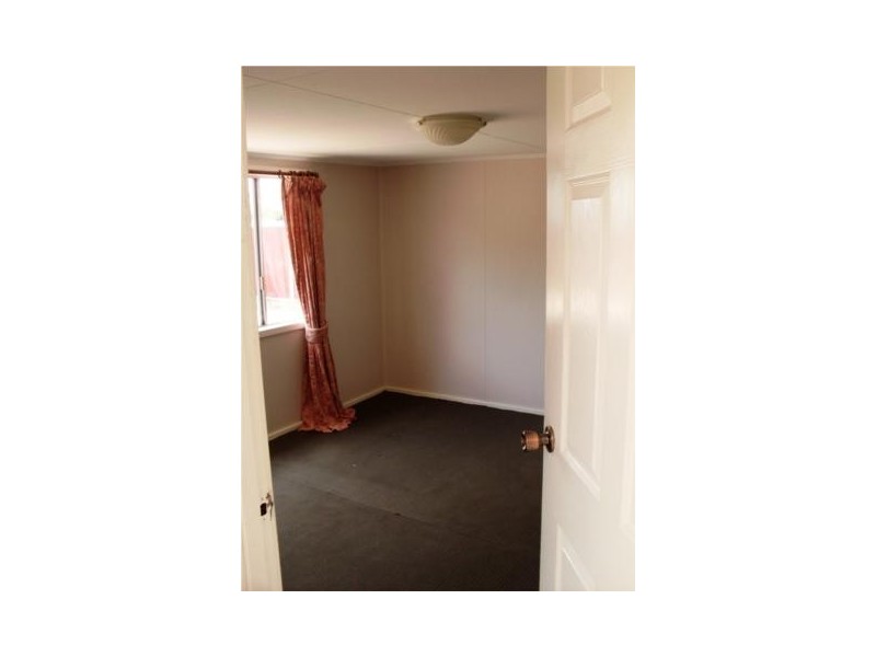 17  hay street merredin, Merredin WA 6415