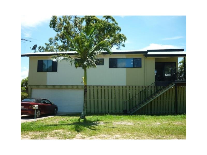 21 oomool Street, Macleay Island QLD 4184