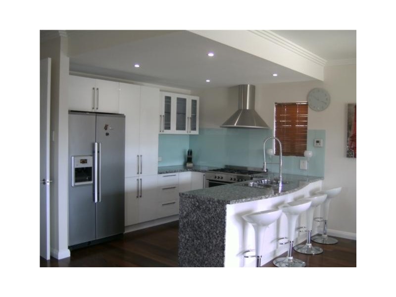 15 poole ave, Woodville South SA 5011