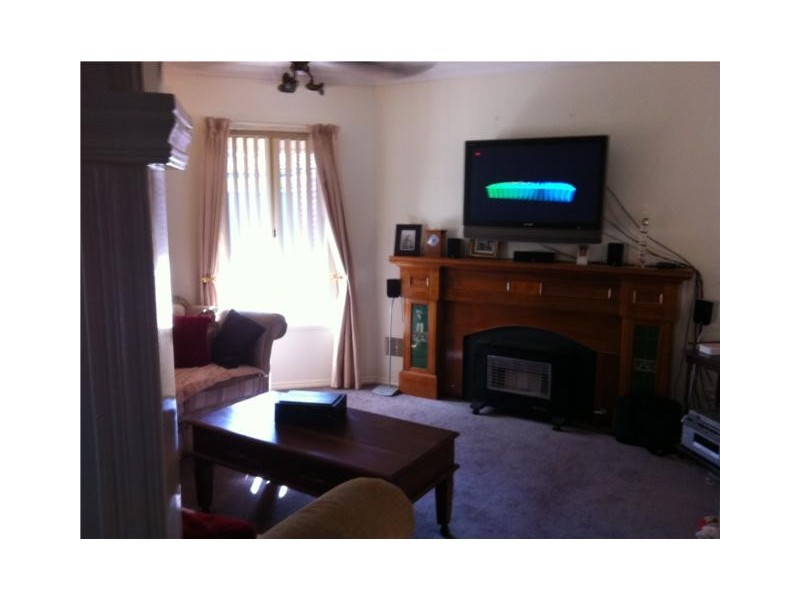 14 Kulungar Elbow, South Guildford WA 6055