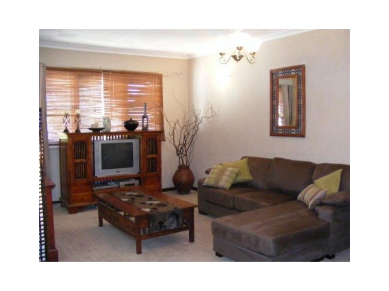 18 HAY STREET, Merredin WA 6415