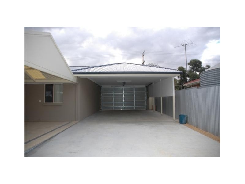 180 ADELAIDE RD, Murray Bridge SA 5253