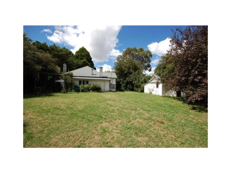 136 Handel street, Armidale NSW 2350