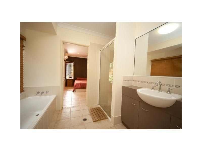 14 Teewah Close, Kewarra Beach QLD 4879