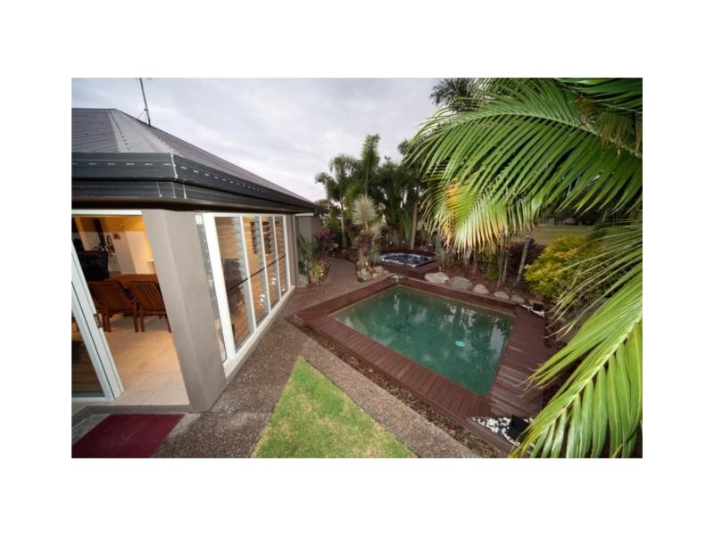 14 Teewah Close, Kewarra Beach QLD 4879