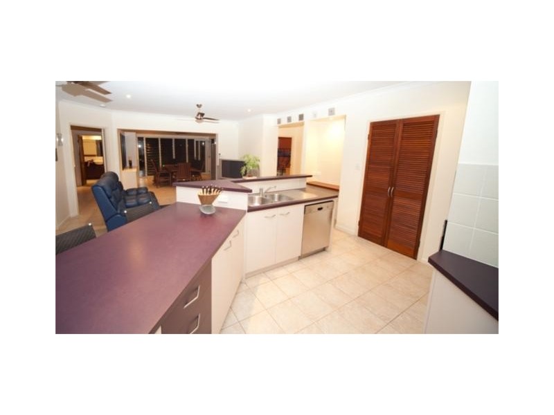 14 Teewah Close, Kewarra Beach QLD 4879