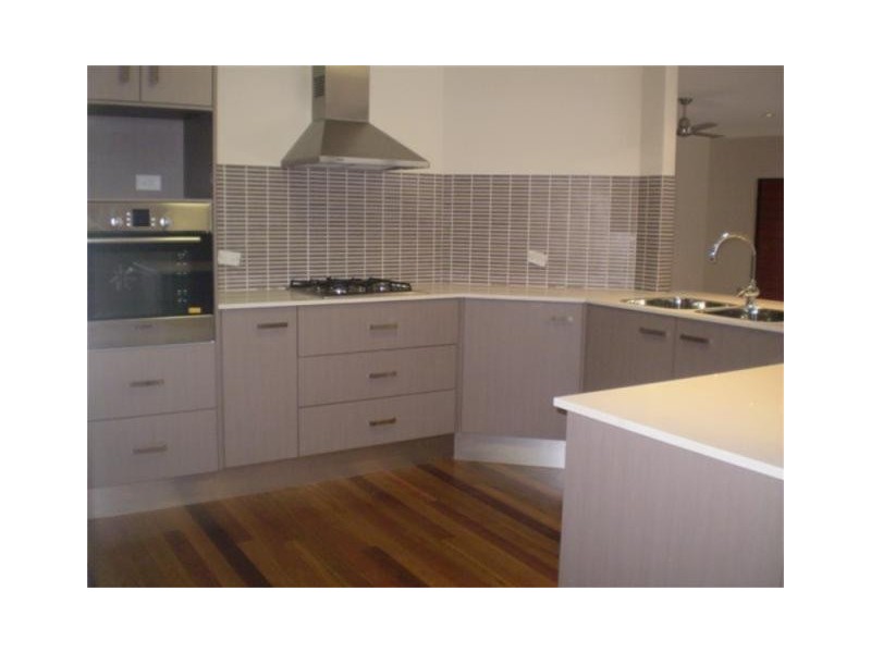 8 Marmion Close, Kewarra Beach QLD 4879