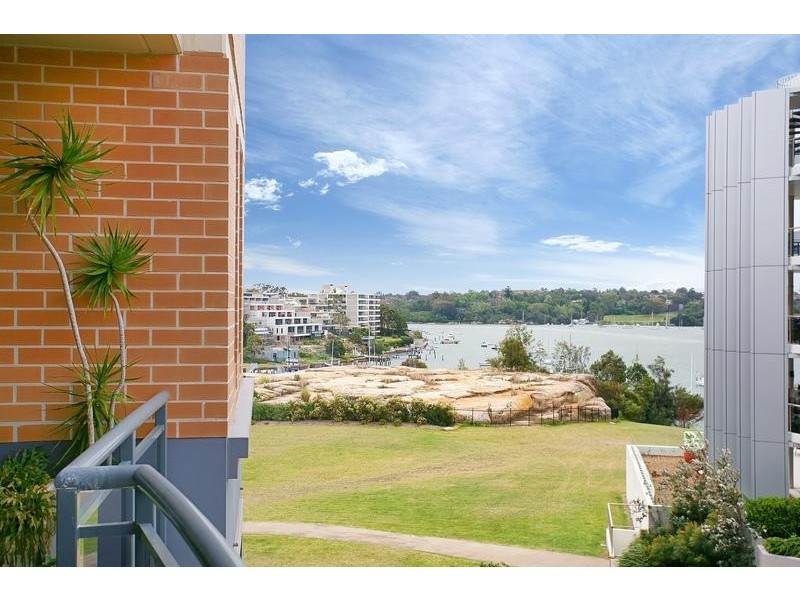 1 Searay Close, Chiswick NSW 2046