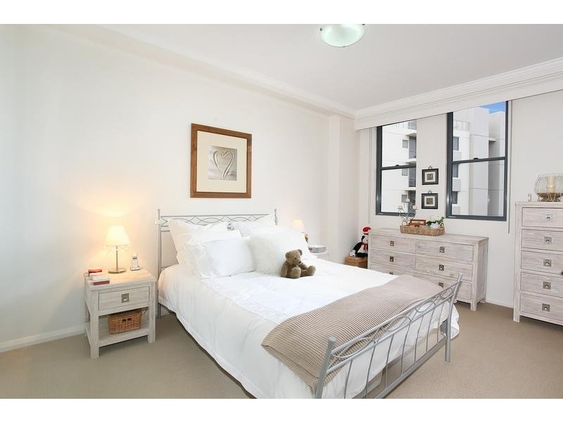 1 Searay Close, Chiswick NSW 2046