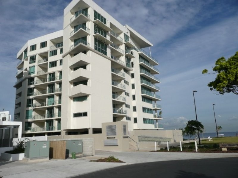 6-12 Oxley Avenue, Woody Point QLD 4019