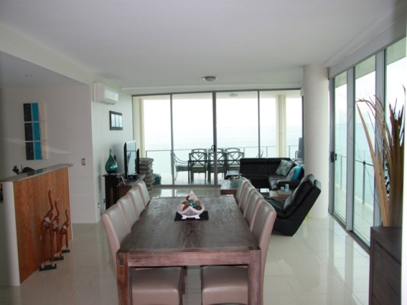 6-12 Oxley Avenue, Woody Point QLD 4019