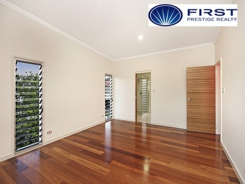 153 Kingsley Terrace, Manly QLD 4179