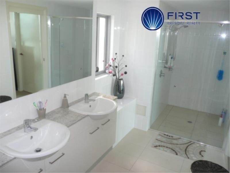 6-12  Oxley Avenue, Woody Point QLD 4019