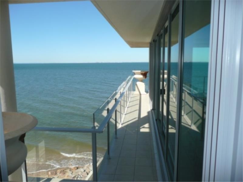 6-12 Oxley Avenue, Woody Point QLD 4019