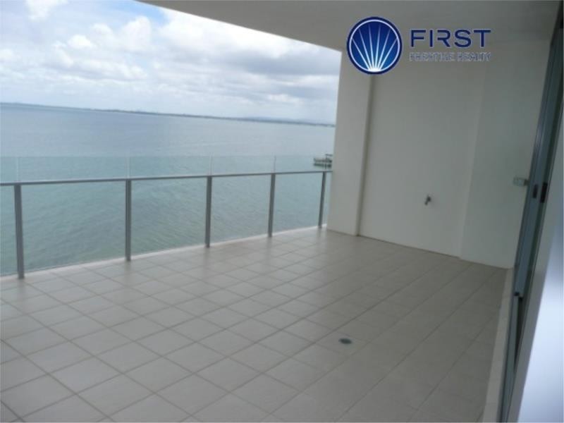 6-12 Oxley Avenue, Woody Point QLD 4019