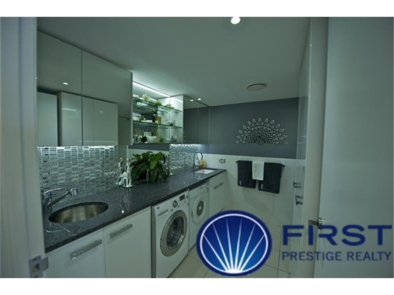 6-12 Oxley Avenue, Woody Point QLD 4019