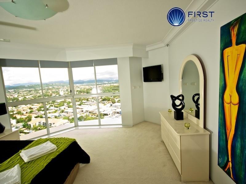 22E/238 The Esplanade, Miami QLD 4220