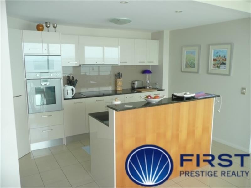 6-12 Oxley Avenue, Woody Point QLD 4019