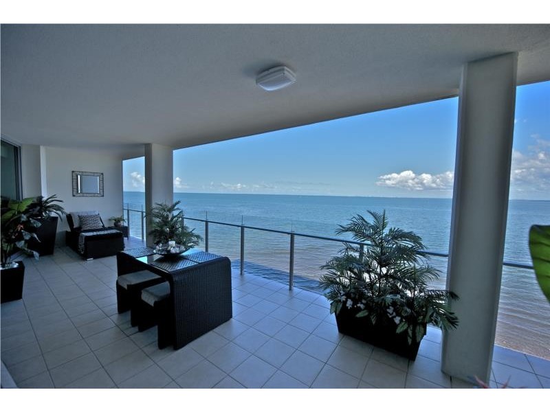 6-12 Oxley Avenue, Woody Point QLD 4019