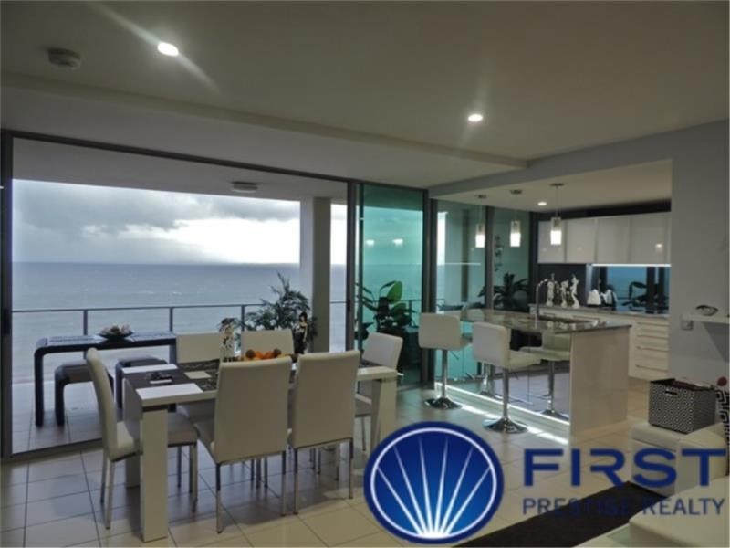 6-12 Oxley Avenue, Woody Point QLD 4019