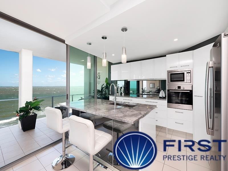 6-12 Oxley Avenue, Woody Point QLD 4019