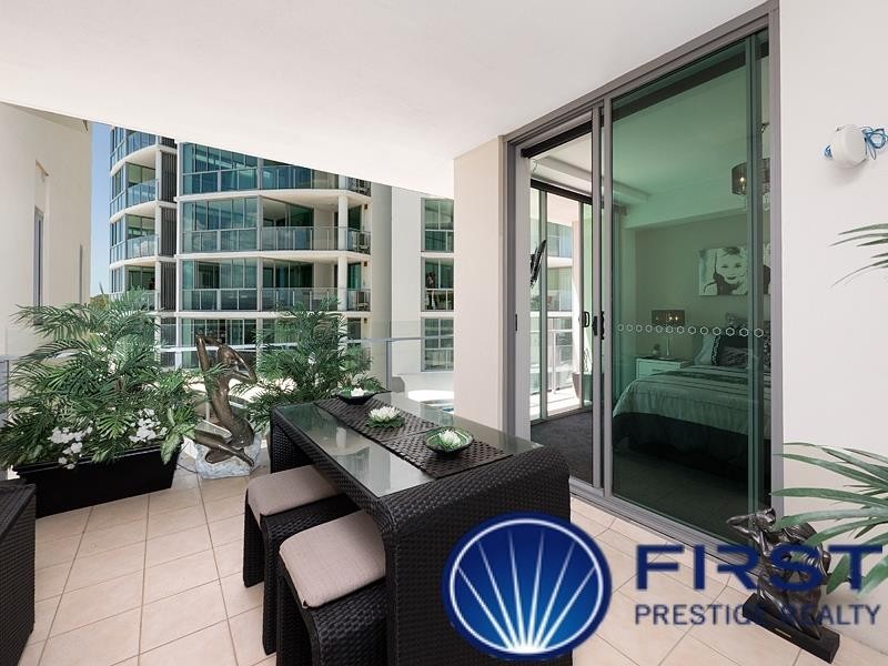 6-12 Oxley Avenue, Woody Point QLD 4019