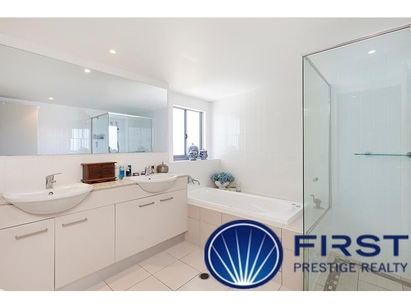 6-12  Oxley Avenue, Woody Point QLD 4019