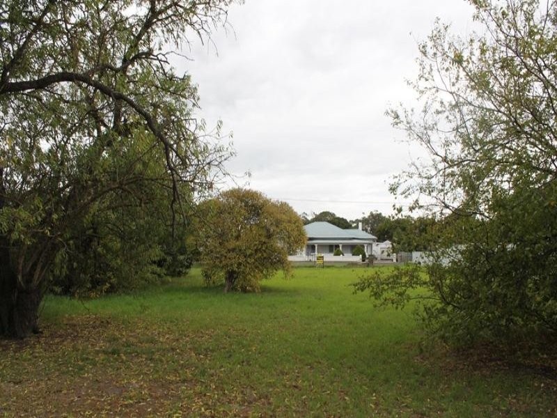 88 Mount Gambier Road, Millicent SA 5280