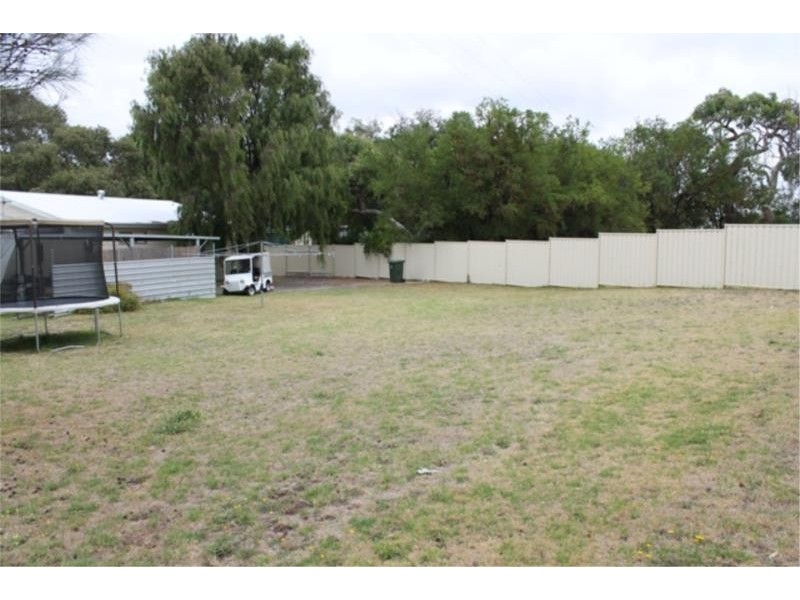 12 Park Terrace, Millicent SA 5280