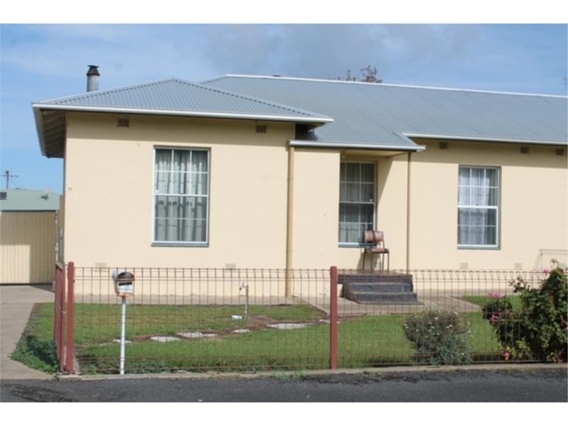 28 Playford Street, Millicent SA 5280