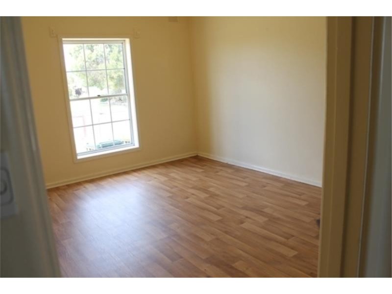 28 Playford Street, Millicent SA 5280