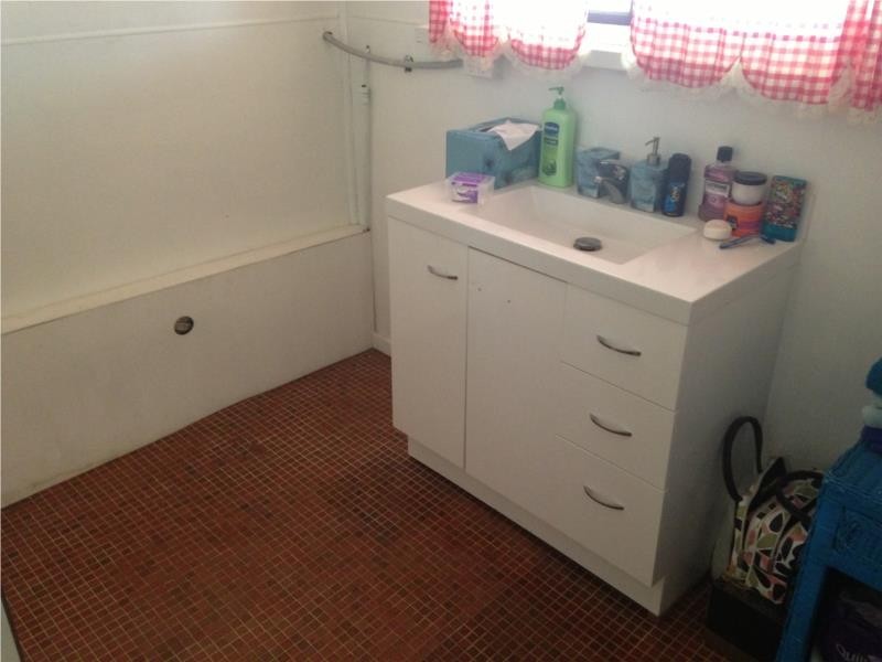 98 Meylin Street, Port Macdonnell SA 5291