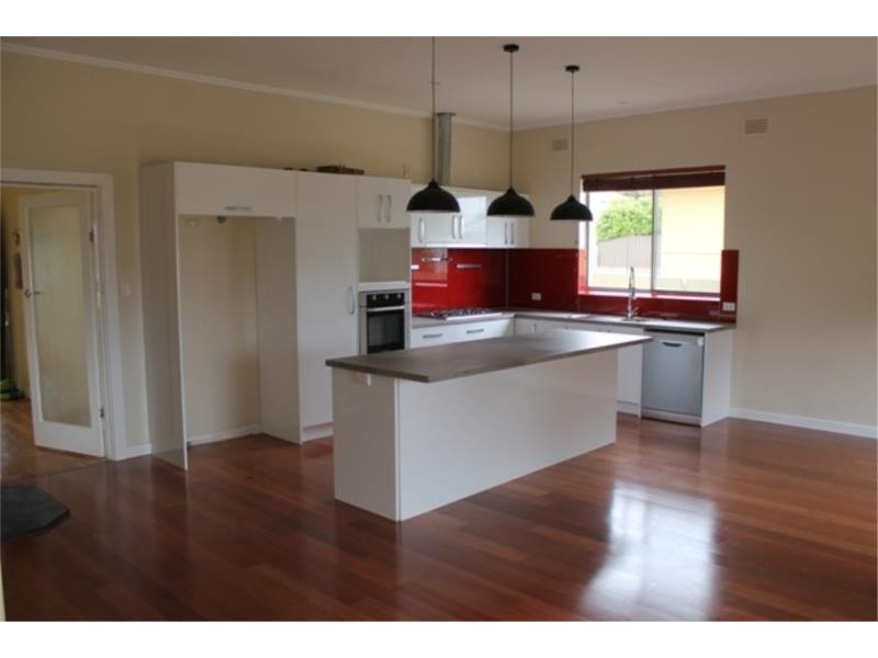 18 Olive Street, Millicent SA 5280