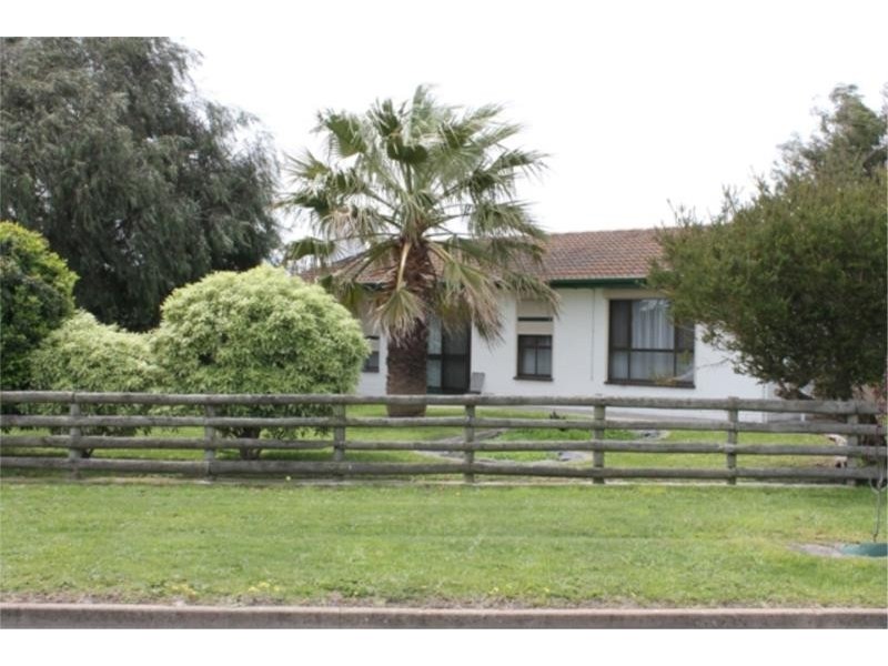 13 Walker Street, Millicent SA 5280