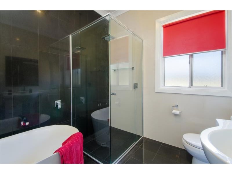 15 Banksia Street, Mount Gambier SA 5290