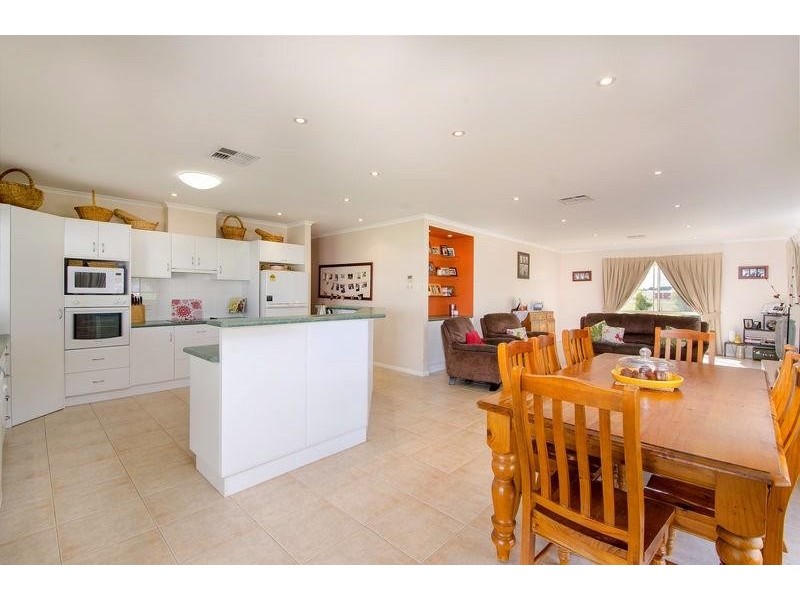 44 Sutherland Road, Millicent SA 5280