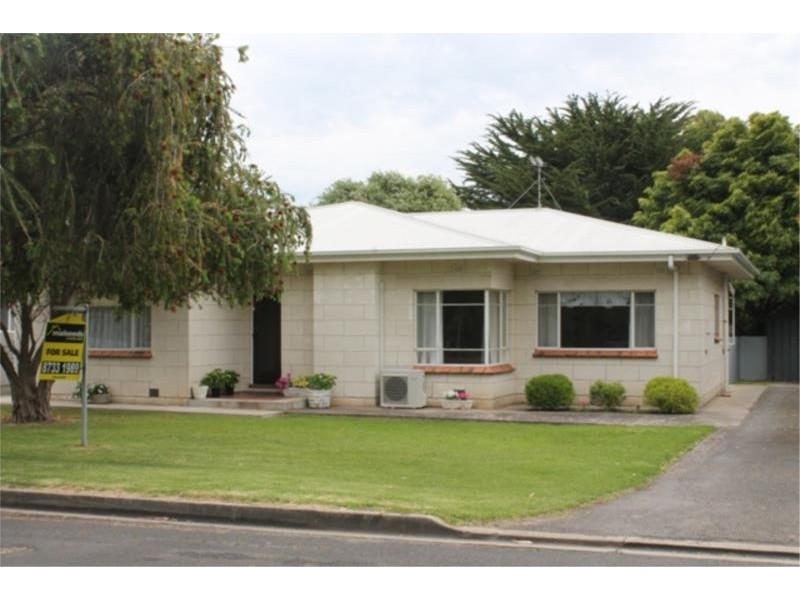 53 Adelaide Road, Millicent SA 5280