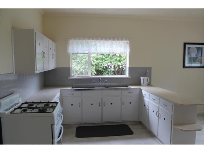53 Adelaide Road, Millicent SA 5280
