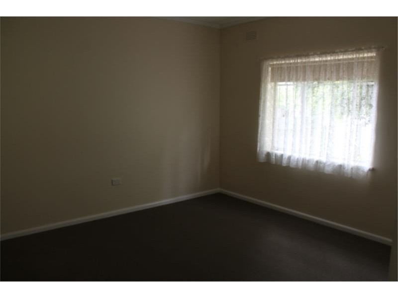 53 Adelaide Road, Millicent SA 5280