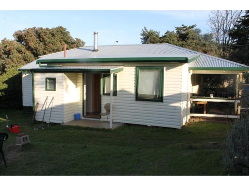 99 Thomas Drive, Mount Burr SA 5279