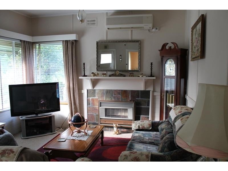 34 Thomas Drive, Mount Burr SA 5279