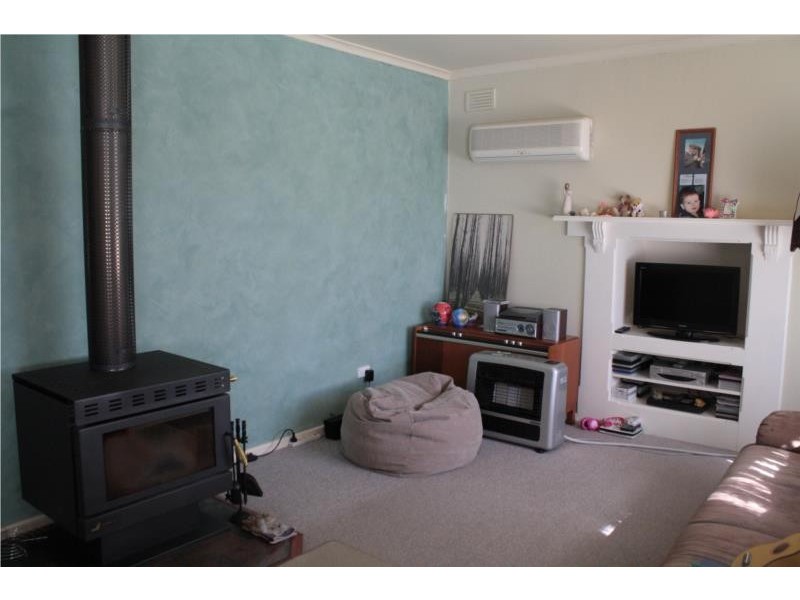 12 Neilson Street, Penola SA 5277